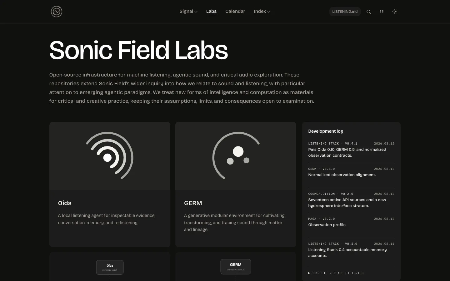 La página Sonic Field Labs: tarjetas de proyecto para Oída y GERM junto a un registro de desarrollo de lanzamientos recientes.